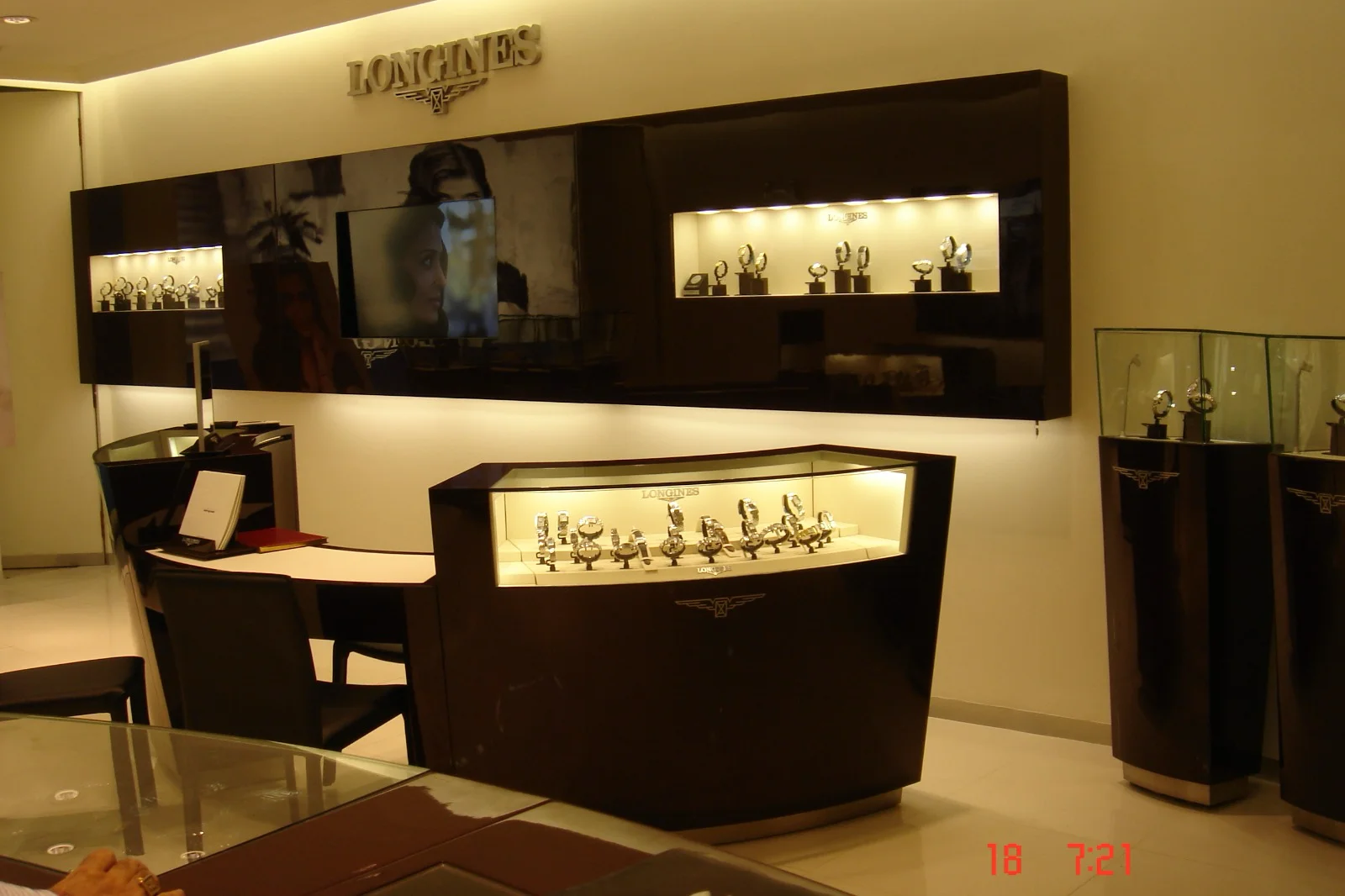 Longines Showroom 4